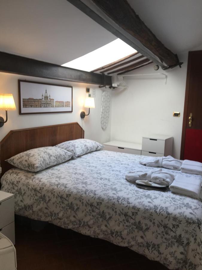 M9 Pantheon Attic 12 Apartment Rome Bagian luar foto